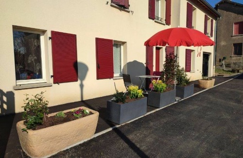 Ville-au-Val Cabaña | Apartamento con Historia en el Centro de Ville-au-Val