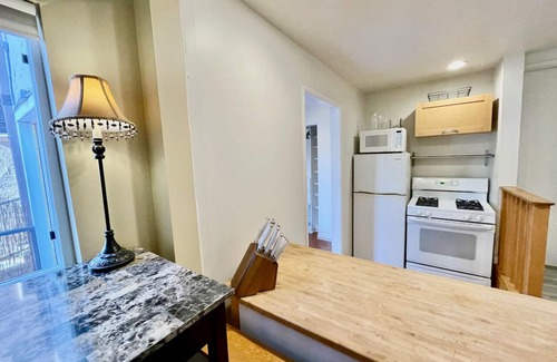El Porto Casa | Encantador apartamento en duplex español, a 1 cuadra de la playa