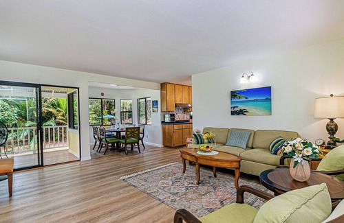 Fern Acres Casa | Charming Guest House in Mountain View
