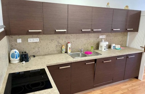 Satov Apartamento | Charming guest house in Satov II