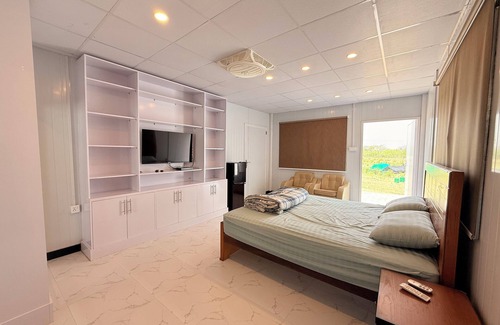 Punjab Otro | Charming Guest House on a Farm near Kallar Kahar with WiFi, AC and much more!