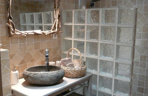 Vialas Casa | HABITACIÓN CON ENCANTO PARA 2 PERSONAS EN CEVENNES LOZERIENNES