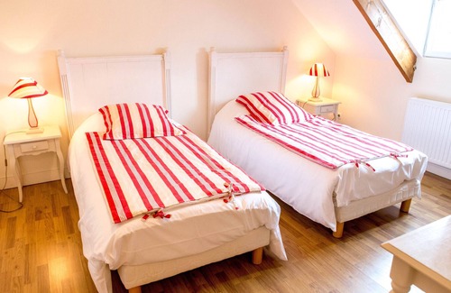 Guilly Cama Y Desayuno | Encantadoras Habitaciones junto al Loira