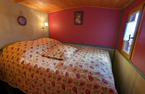 Sercoeur Cama Y Desayuno | Escapada romántica en una acogedora caravana con todas las comodidades cerca de Épinal