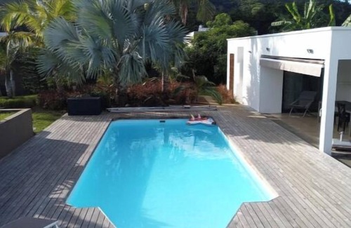 Black River Casa | Charming house in a green setting 10 minutes from the beach!