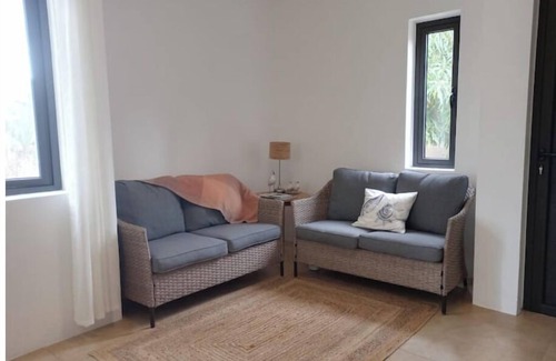 Black River Casa | Charming house in a green setting 10 minutes from the beach!