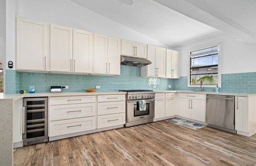 Portlock Casa | Charming Hawaii Kai home with private pool