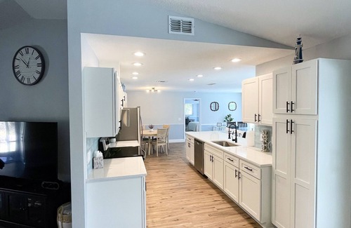 North Port Casa | Charming heated pool home