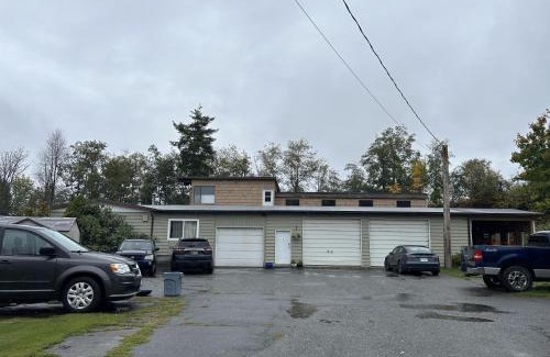 Campbell River Apartamento | Charming Hidden Gem- Ocean View and Marina