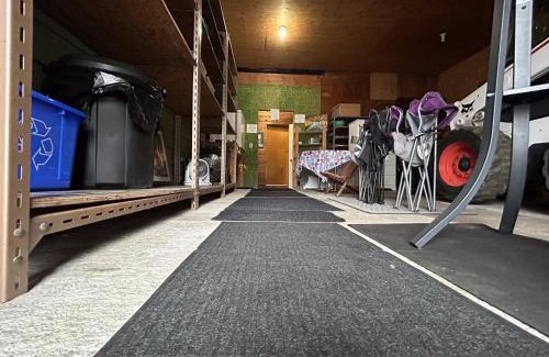 Campbell River Apartamento | Charming Hidden Gem- Ocean View and Marina