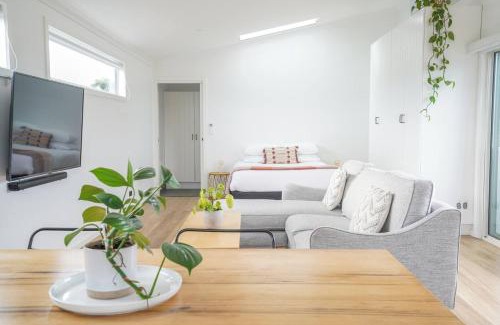 Highton Casa | Charming Highton Hideaway between CBD and Surf Coast
