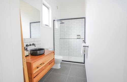Highton Casa | Charming Highton Hideaway between CBD and Surf Coast