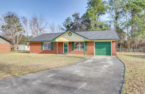 Hinesville Casa | Charming Hinesville Home Less Than 6 Mi to Fort Stewart