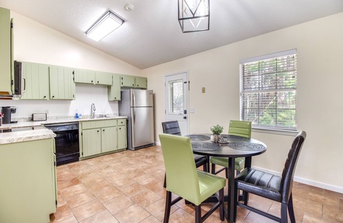 Hinesville Casa | Charming Hinesville Home < 6 Mi to Fort Stewart