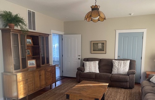 Sugar Loaf Otro | Charming Historic Farmhouse