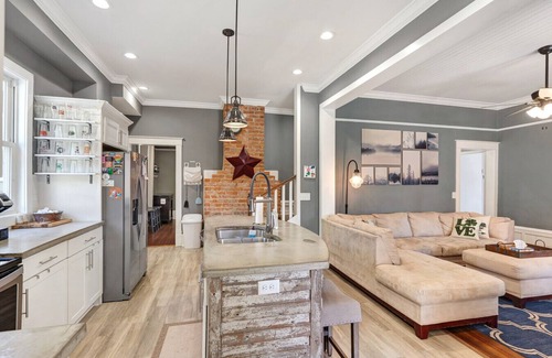 Carthage Casa | Charming Historic Home in Downtown Carthage – Walk to Coffee, Breweries & More!