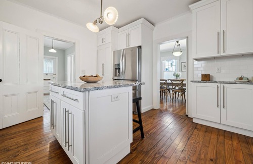 Warwick Casa | Charming Historic Home w/ Luxury Amenities