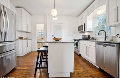 Warwick Casa | Charming Historic Home w/ Luxury Amenities