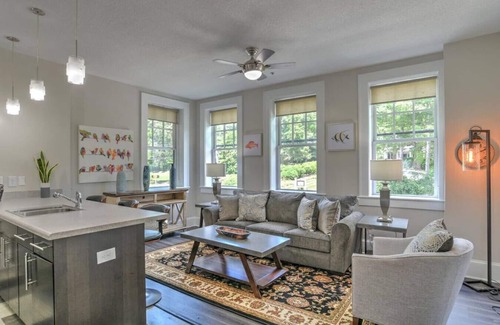 Asheville Condominio | Charming Historic King James Building Unit #5