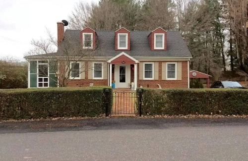 Lexington Casa | Charming Historic Lexington Home