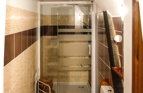 Saint-Andre-dAllas Casa | Encantadora casa cerca de Sarlat, 6 personas, jardín cerrado, piscina privada, WIF