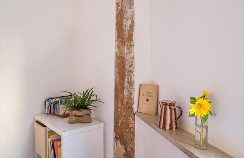 Altstadt Apartamento | Encantador apartamento vacacional "Sankt Johann II" con terraza y Wi-Fi