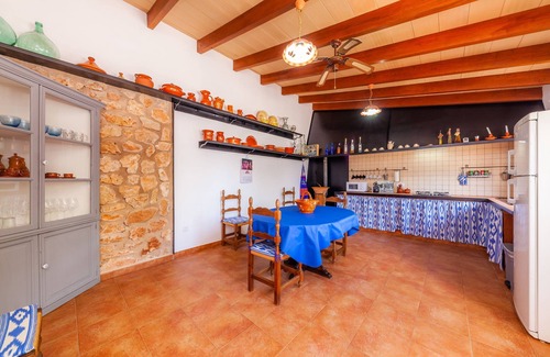 Llubi Villa | Encantadora casa de vacaciones "Son Sitges" con terraza, ventiladores y Wi-Fi