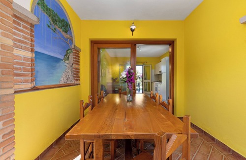 Monte Petrosu Casa | Encantadora casa de vacaciones "Sa Pedra Romantica" con jardín, terraza y piscina