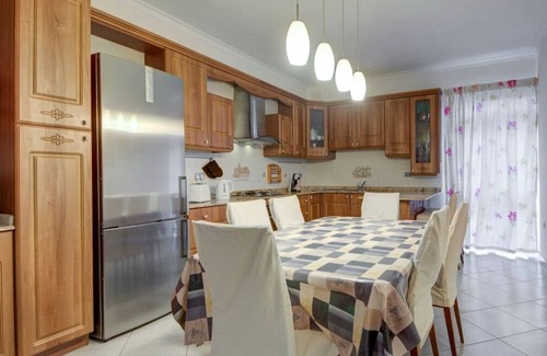 Il-Qajjenza Apartamento | Charming home Apt with private balcony in B'Bugia