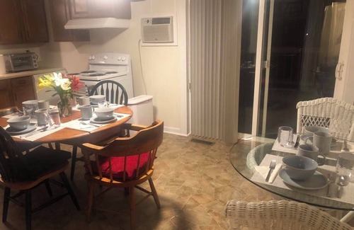 Rowlesburg Casa | Charming home in a historic Civil War town. Families welcome!