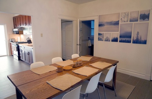 Richmond District Casa | Casa con Encanto en Lake Street Corridor