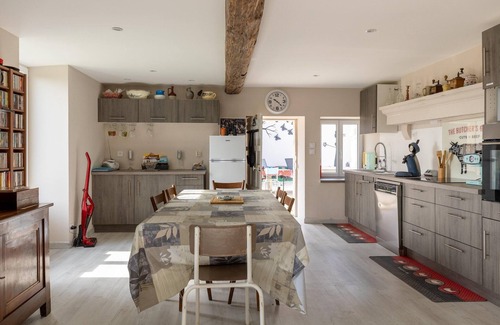 Molesme Casa | Casa en Molesme con jardín y barbacoa