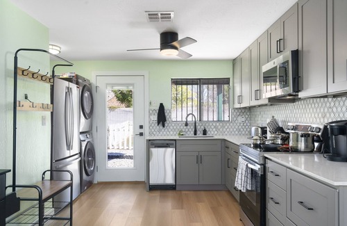 Alhambra Casa | Charming Home in Phoenix with reliable WiFi!