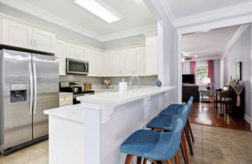 Dixon Park Casa | Charming Home | Victorian District