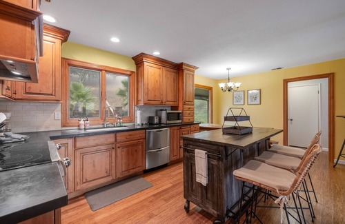 Penngrove Casa | Charming home with amazing view, deck, & wood-burning fireplace
