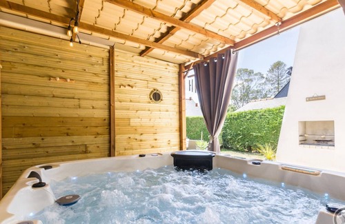 Ardevon Cabaña | Casa acogedora con spa privado, bicicletas y jardín cerca del Mont Saint-Michel