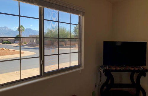 Green Valley Casa | Charming home with WiFi, garage, view, fitness center in adorable Green Valley