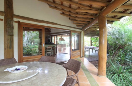 Itamambuca Casa | Casa en el condominio a 100m del mar con hidromasaje y TV Sky