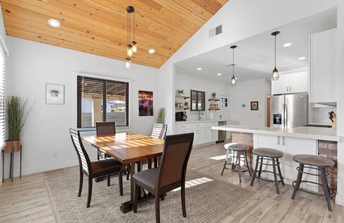 Evans Churchill Casa | Charming House & Cottage in Downtown Phoenix