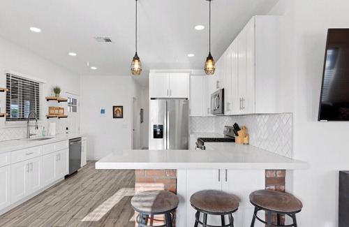 Evans Churchill Casa | Charming House & Cottage in Downtown Phoenix