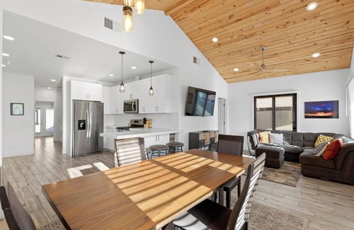 Evans Churchill Casa | Charming House & Cottage in Downtown Phoenix