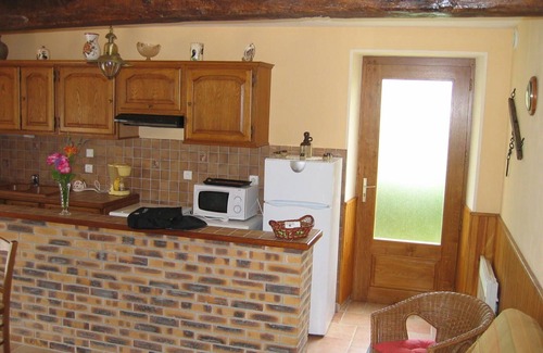 Saint-Plantaire Cabaña | Casa acogedora con jardín sombreado, juegos para niños y terreno de petanca, cerca del lago Éguzon