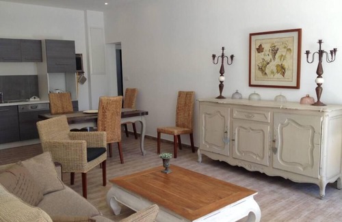 Sanary-sur-Mer Casa | casa con encanto en callejón sin salida cerca de la playa y del centro de la ciudad