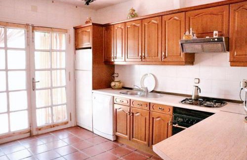 Castilblanco Casa | Charming House in Castilblanco with Terrace and Fireplace