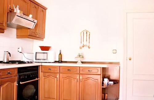 Castilblanco Casa | Charming House in Castilblanco with Terrace and Fireplace