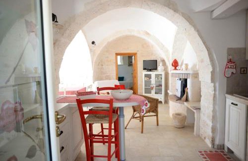 Martina Franca Casa | Charming House in Martina Franca + Garden