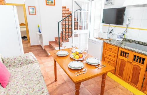 Barbate Apartamento | Casa con Encanto en Casco Antiguo | El Patio Te Encantará