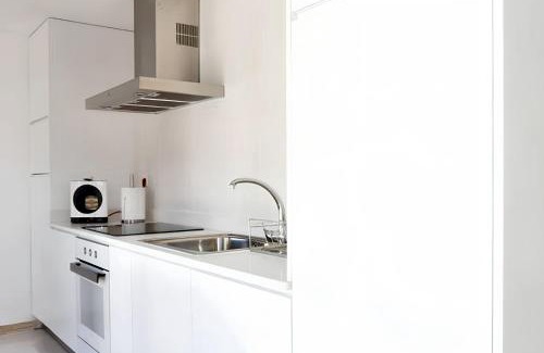 Riba de Mouro Casa | Charming house in Riba de Mouro with terrace and parking