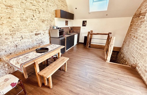 Demigny Apartamento | Charming house in the heart of Burgundy, close to Beaune and the wine route.