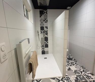Arthes Casa | Charming House l 2 bedrooms